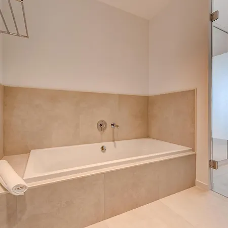 Aquasuites Luxury B10 Appartement *